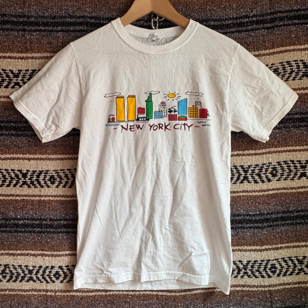 Vintage Jerzees New York City Skyline Twin Towers Womens S White 90s Graphic Tee